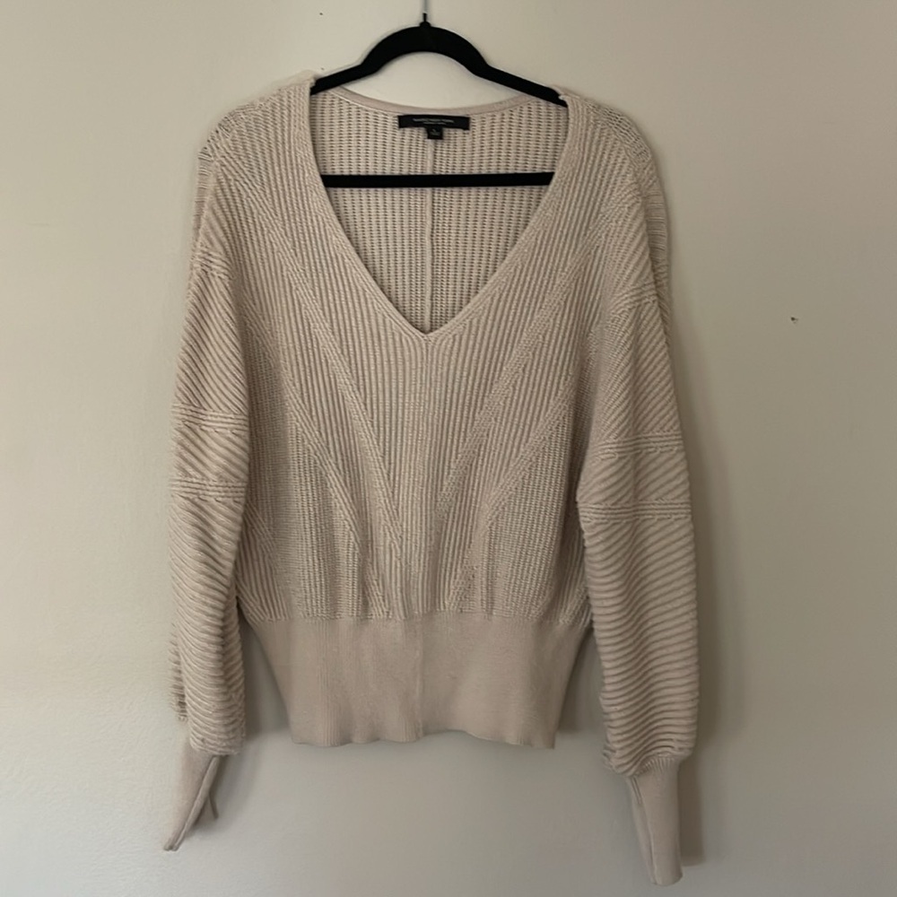 Marc New York Cream V-Neck Sweater with Ribbed Knit Size L